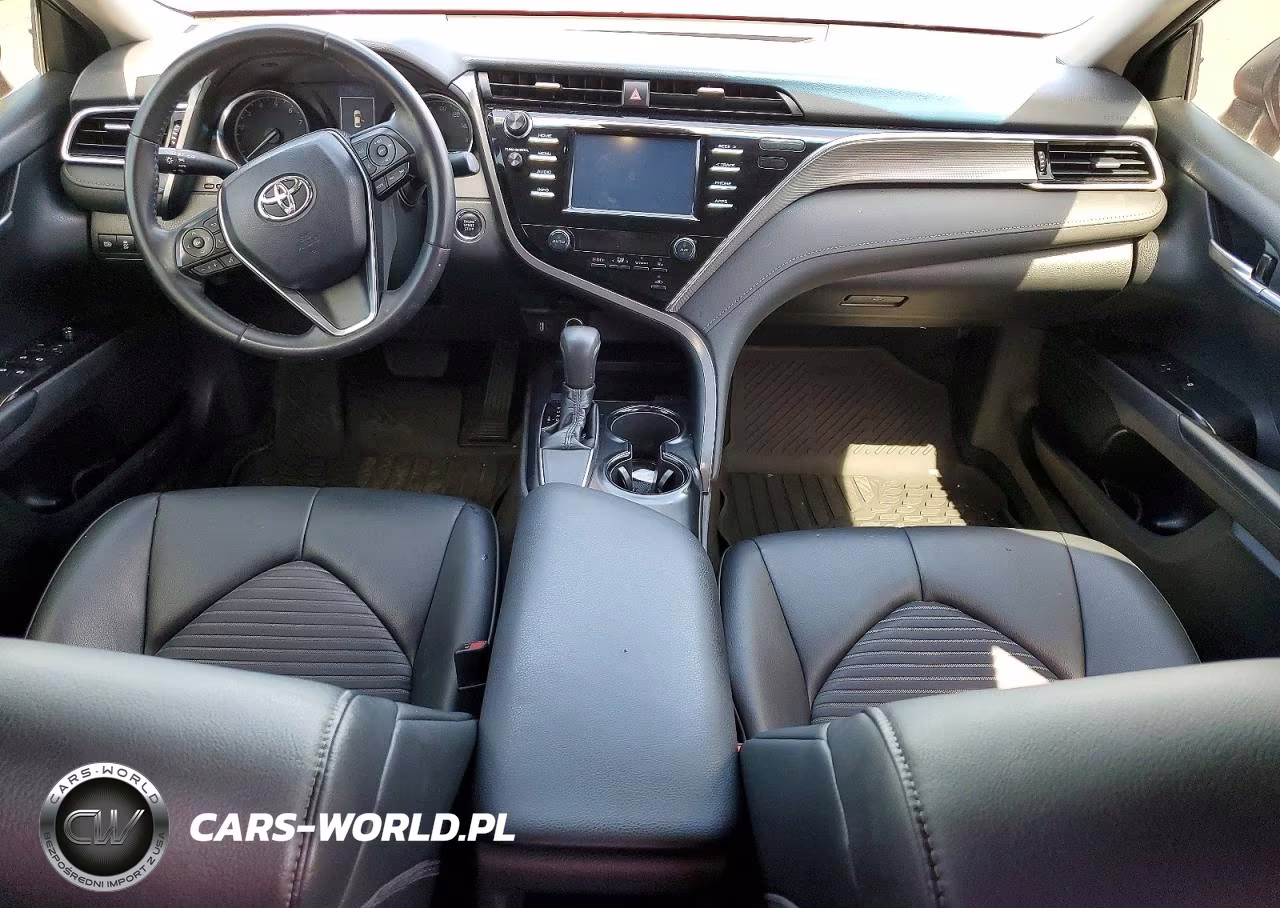 2018 Toyota Camry Se VIN:4T1B11HK0JU656657 - 8