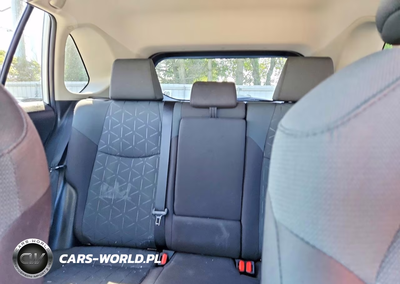 2025 Toyota Rav4 Xle VIN:2T3P1RFV8SW577456 - 10