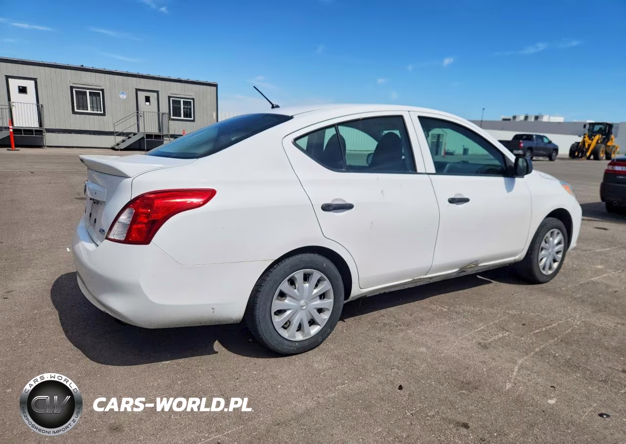 2014 Nissan Versa 1.6 S Plus VIN:3N1CN7AP5EL847077 - 3