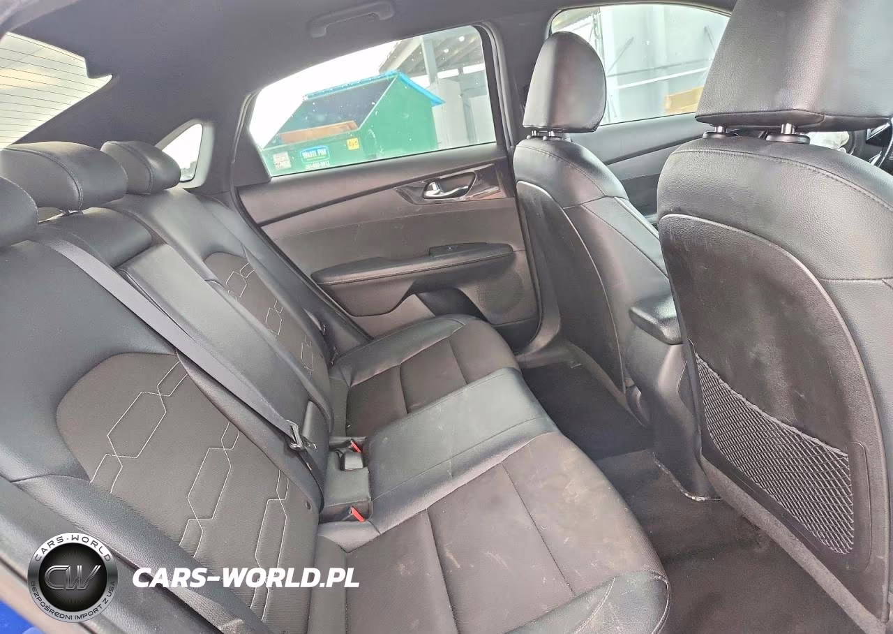 2021 Kia Forte Gt Line VIN:3KPF34ADXME406309 - 10