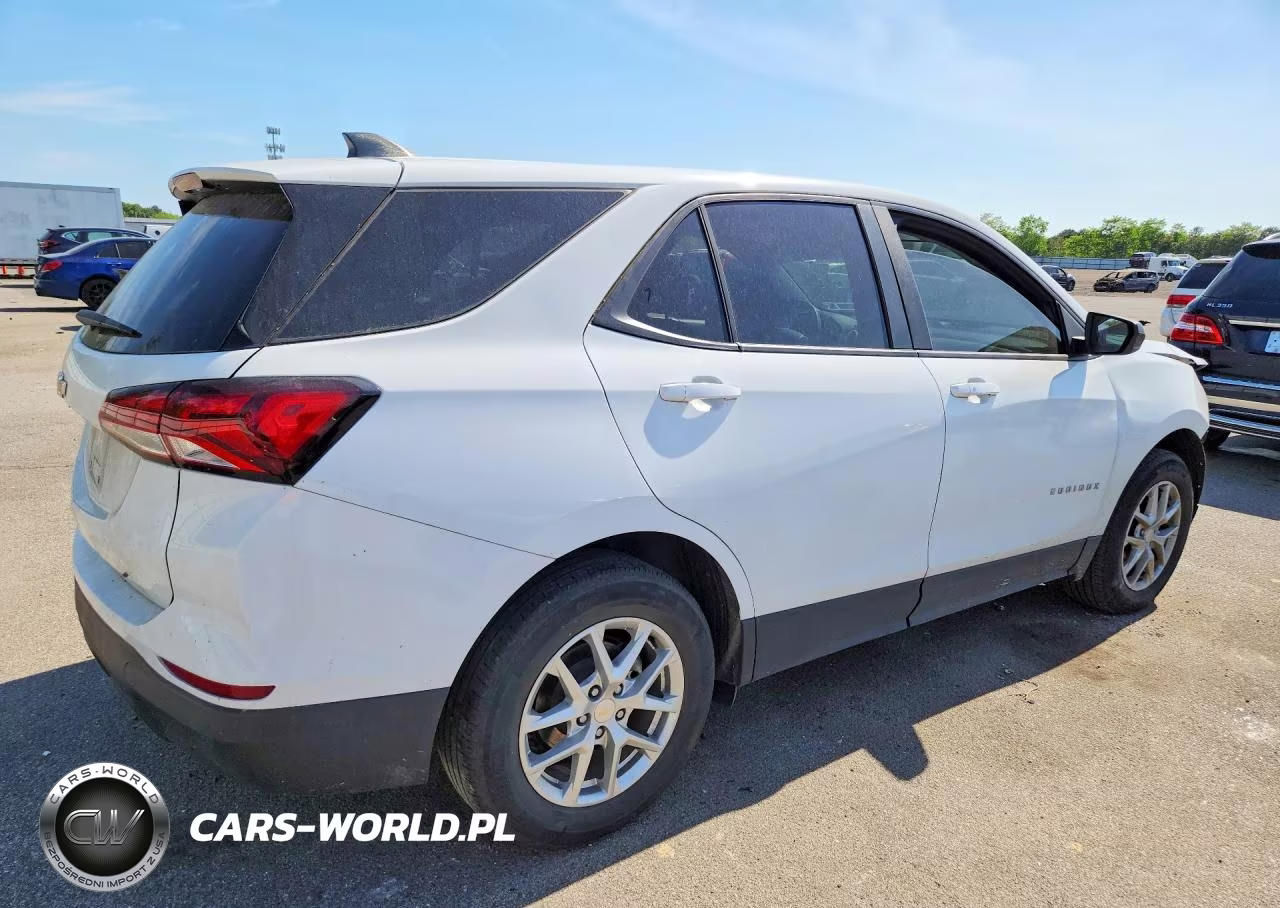 2022 Chevrolet Equinox Ls VIN:3GNAXHEV6NS221029 - 3