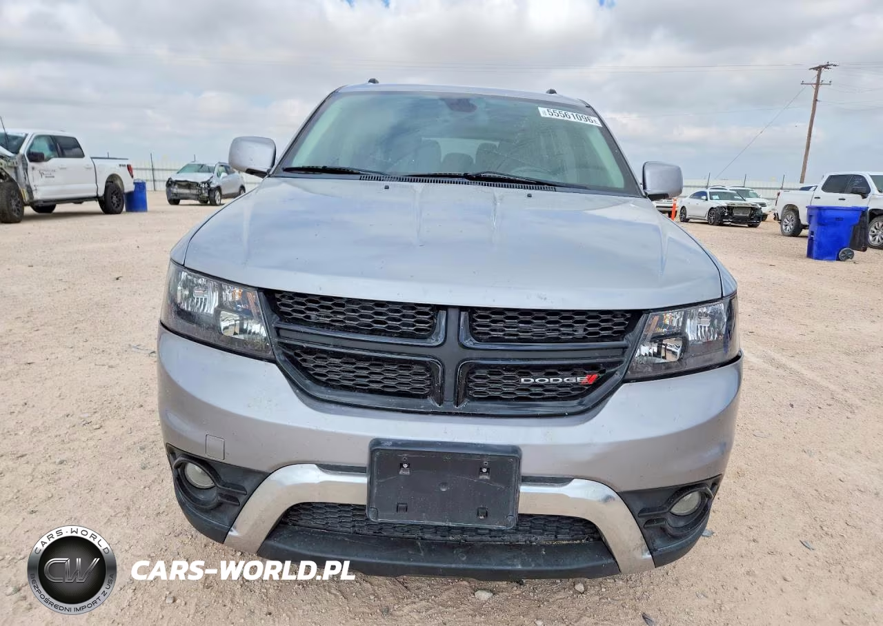 2019 Dodge Journey Crossroad VIN:3C4PDCGB4KT681135 - 5