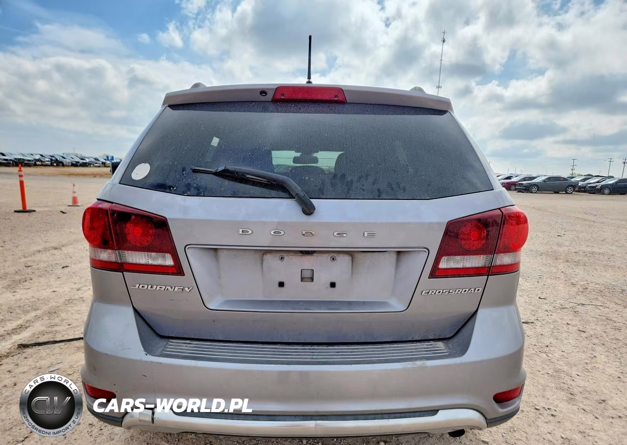 2019 Dodge Journey Crossroad VIN:3C4PDCGB4KT681135 - 6