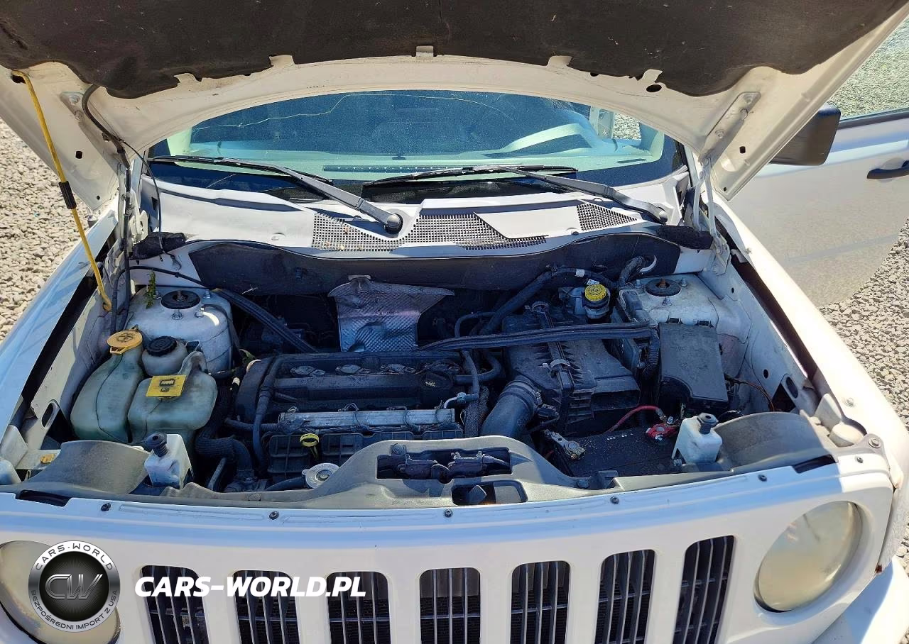 2010 Jeep Patriot Sport VIN:1J4NT1GA9AD624675 - 12