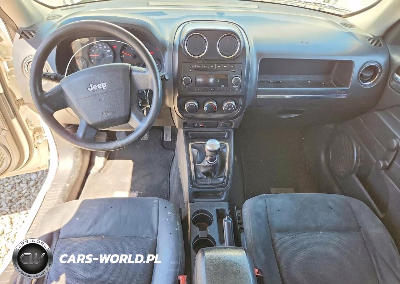 2010 Jeep Patriot Sport VIN:1J4NT1GA9AD624675 - 8