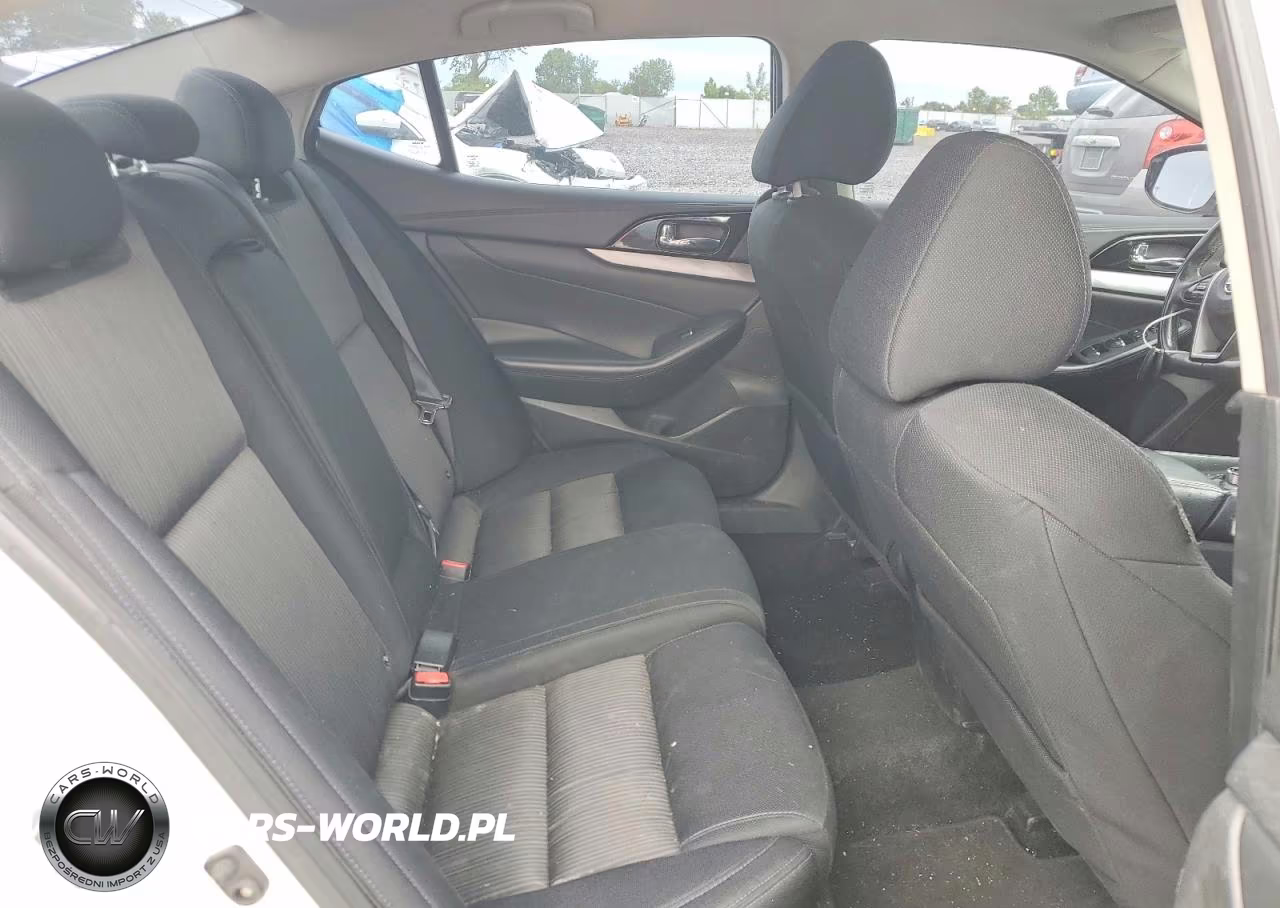 2017 Nissan Maxima 3.5 S VIN:1N4AA6AP8HC375022 - 10