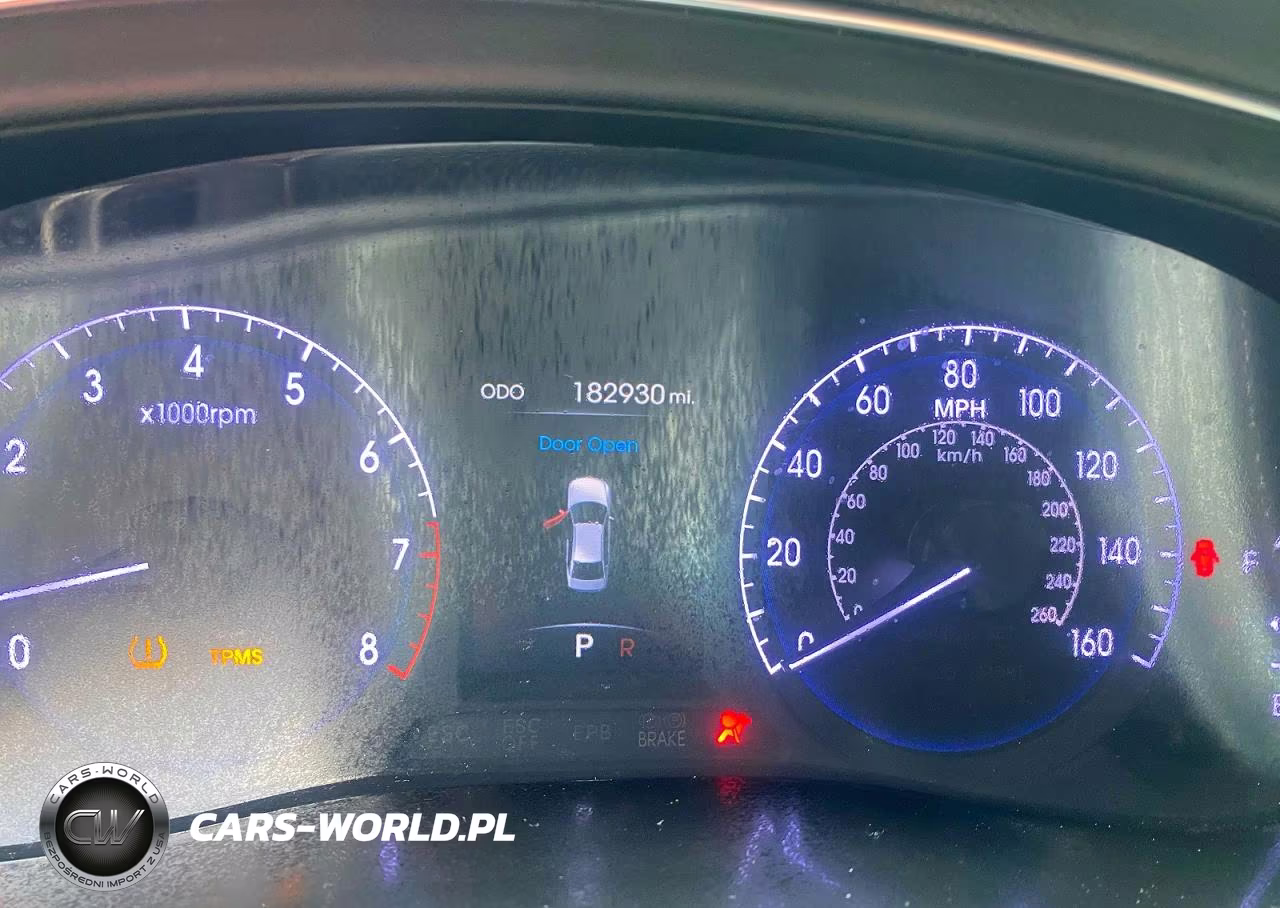 2013 Hyundai Genesis 5.0L VIN:KMHGC4DHXDU241748 - 8