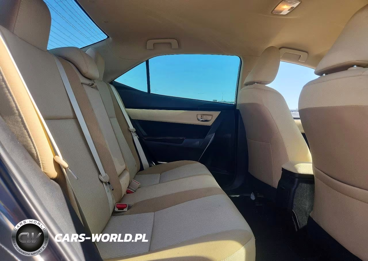2017 Toyota Corolla Le VIN:5YFBURHE5HP734216 - 10