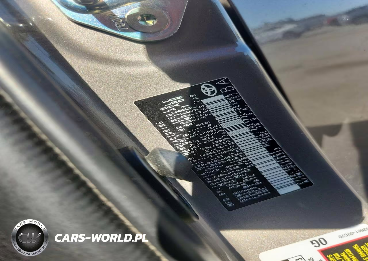 2017 Toyota Corolla Le VIN:5YFBURHE5HP734216 - 12