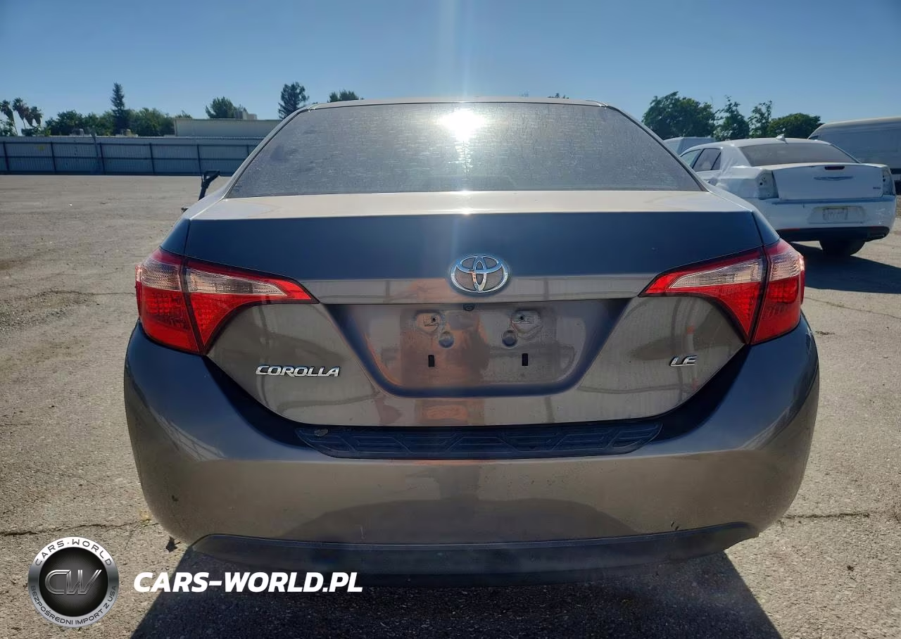 2017 Toyota Corolla Le VIN:5YFBURHE5HP734216 - 6