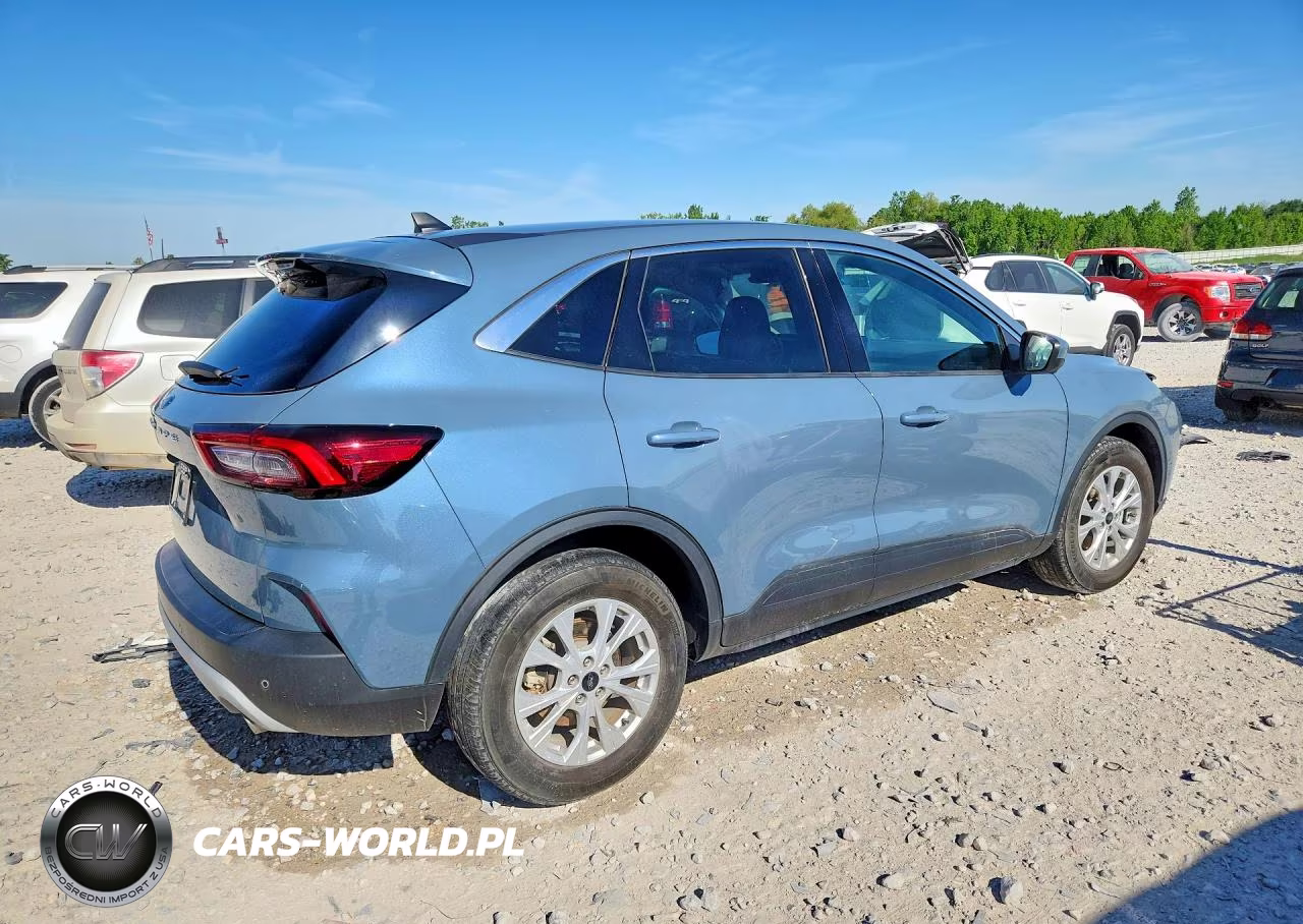 2023 Ford Escape Active VIN:1FMCU0GN8PUB05824 - 3