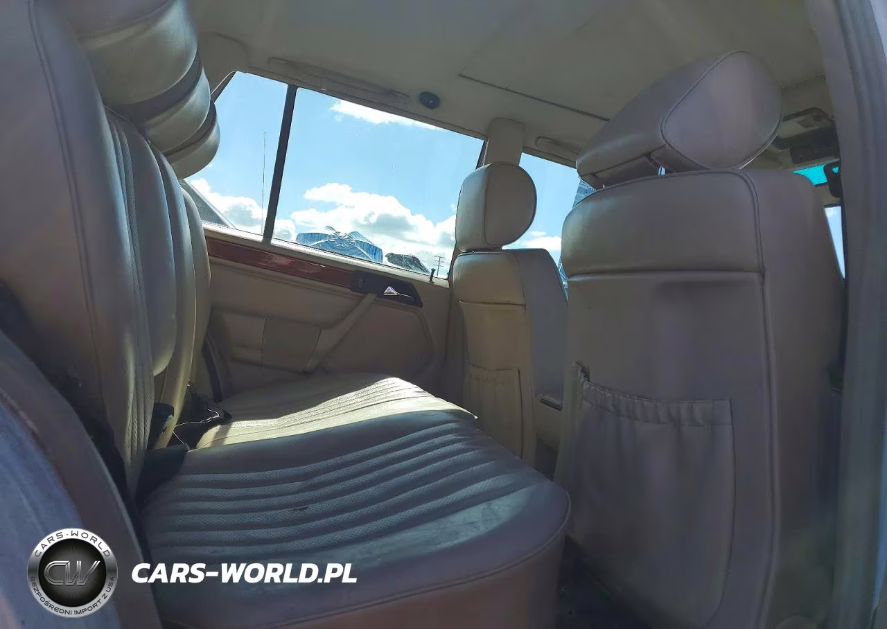 1995 Mercedes-Benz E 320 VIN:WDBEA92E3SF304552 - 10