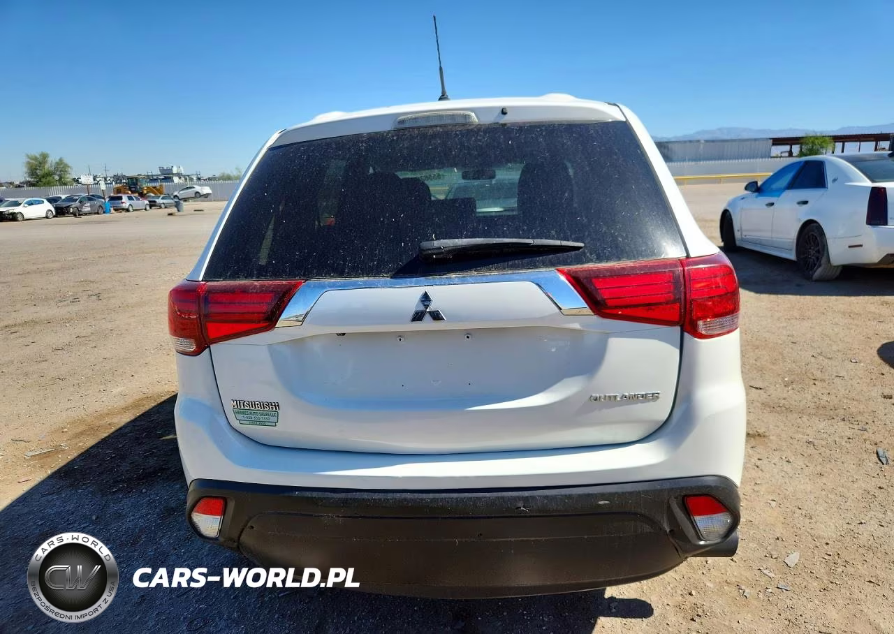 2016 Mitsubishi Outlander VIN:JA4AD3A30GZ013205 - 6