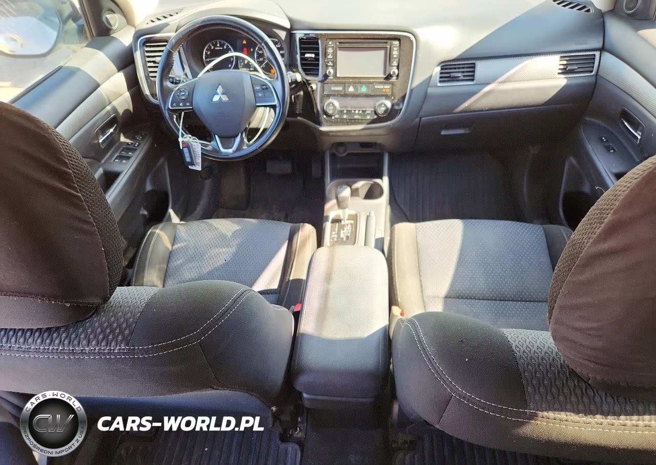 2016 Mitsubishi Outlander VIN:JA4AD3A30GZ013205 - 8