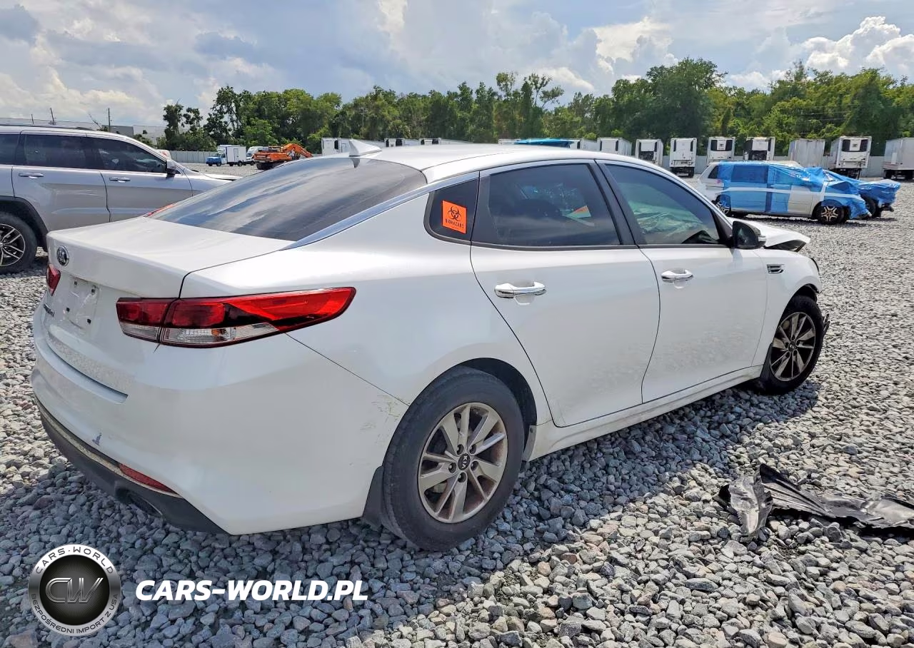 2016 Kia Optima Lx VIN:KNAGT4L37G5100884 - 3