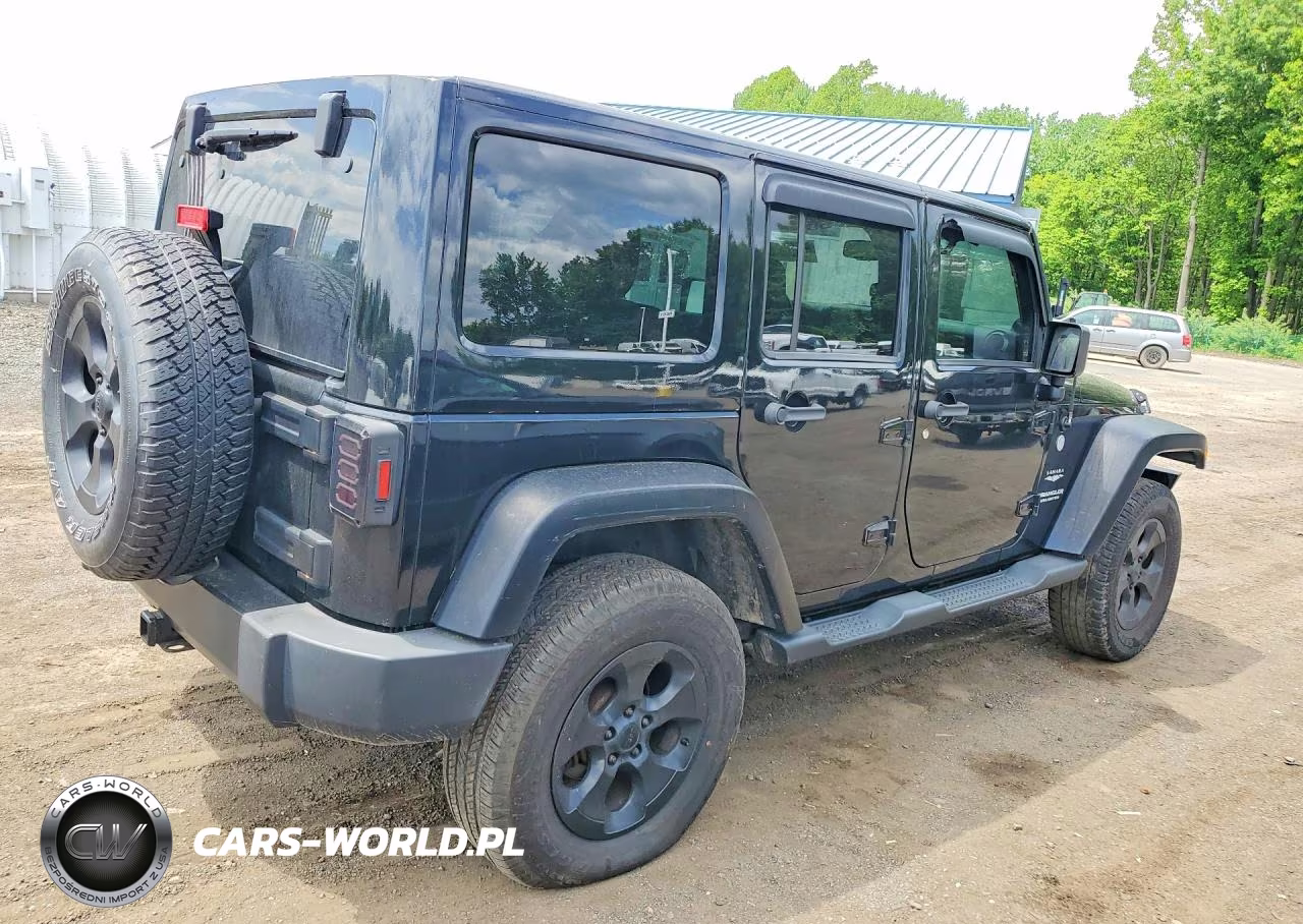2013 Jeep Wrangler Unlimited Sahara VIN:1C4HJWEG0DL625852 - 3