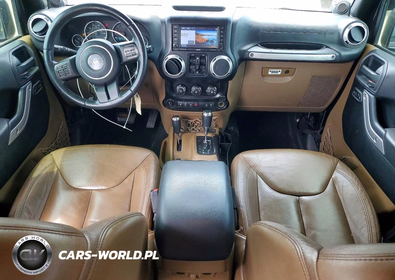 2013 Jeep Wrangler Unlimited Sahara VIN:1C4HJWEG0DL625852 - 8