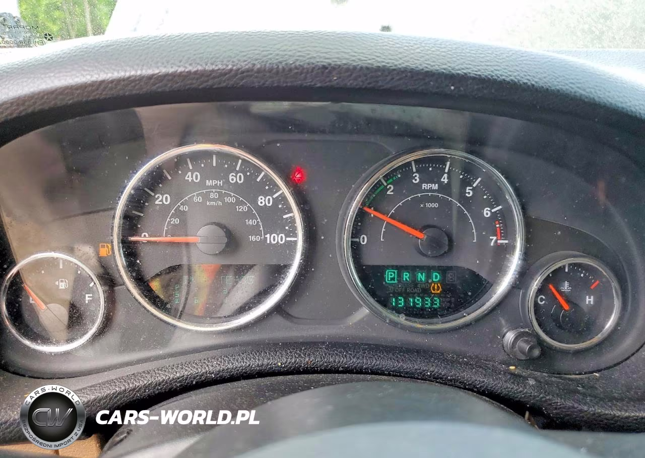 2013 Jeep Wrangler Unlimited Sahara VIN:1C4HJWEG0DL625852 - 9