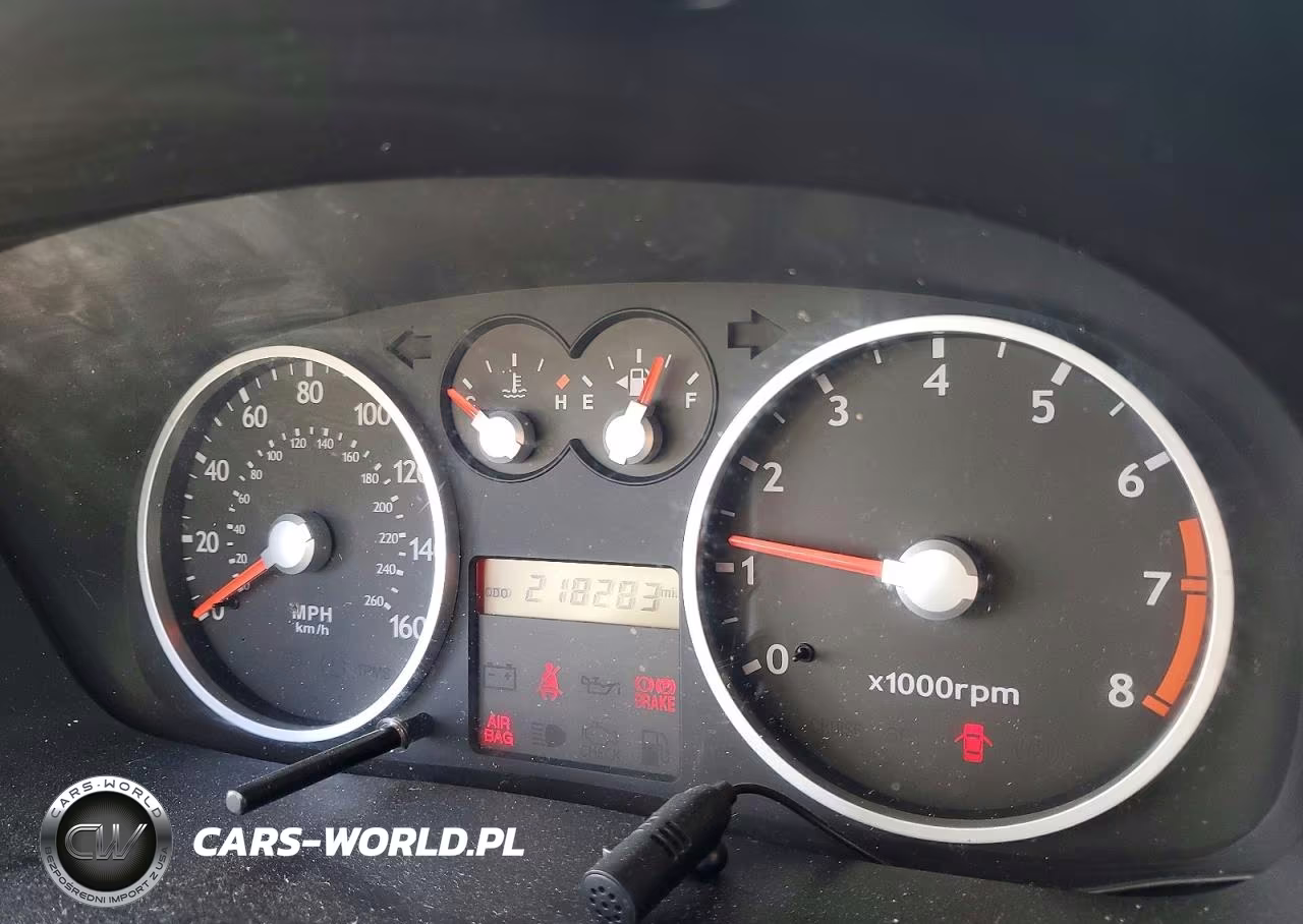 2005 Hyundai Tiburon Gs VIN:KMHHM65D95U157351 - 9