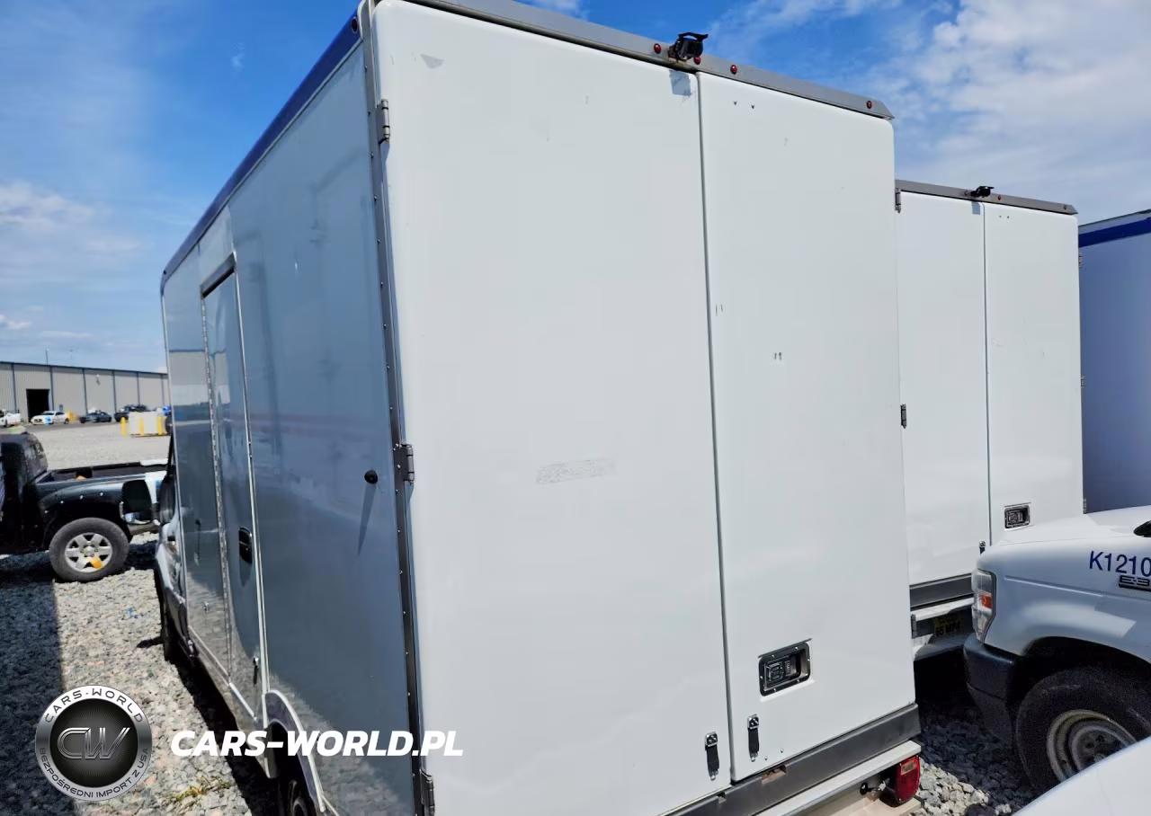 2020 Ford Transit-350 Cab VIN:1FDBW5Z88LKA83405 - 6