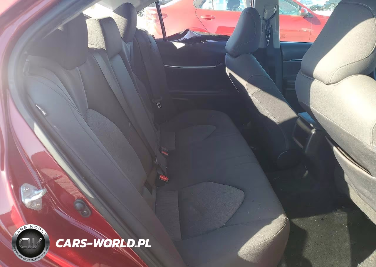 2022 Toyota Camry Le VIN:4T1C11AK8NU685764 - 10