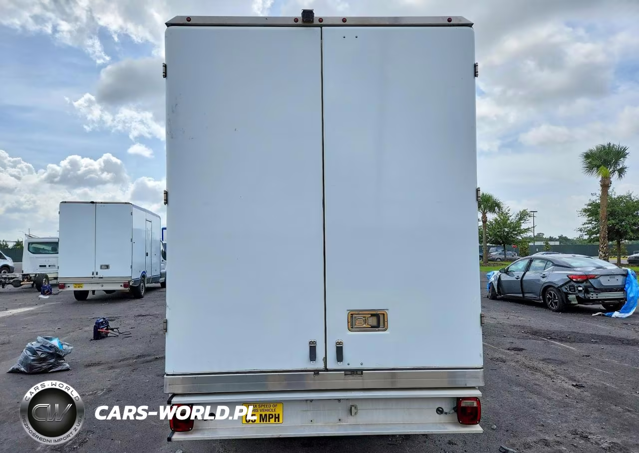 2020 Ford Transit Delivery Truck VIN:1FDBW5Z82LKB07469 - 6
