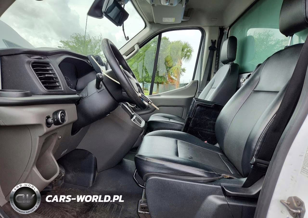 2020 Ford Transit Delivery Truck VIN:1FDBW5Z82LKB07469 - 7