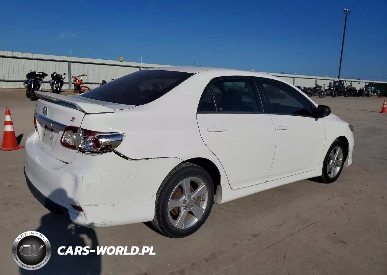 2013 Toyota Corolla S VIN:5YFBU4EE8DP184687 - 3