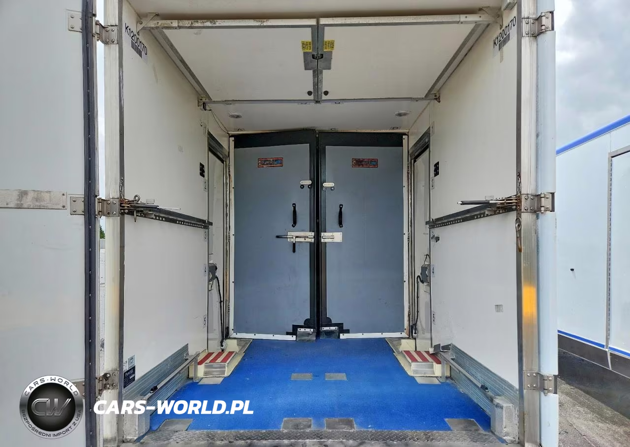 2020 Ford Transit Delivery Truck VIN:1FDBW5Z80LKB30314 - 10