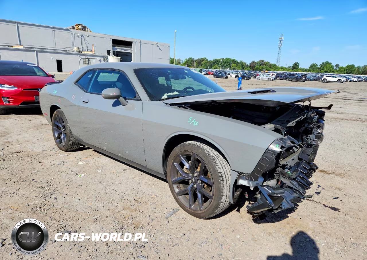 2023 Dodge Challenger Sxt VIN:2C3CDZAG7PH695735 - 4