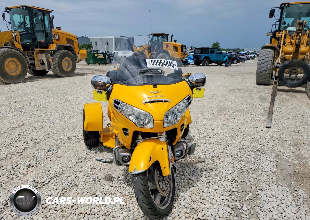2005 Honda Gl1800 VIN:1HFSC47055A403329 - 2