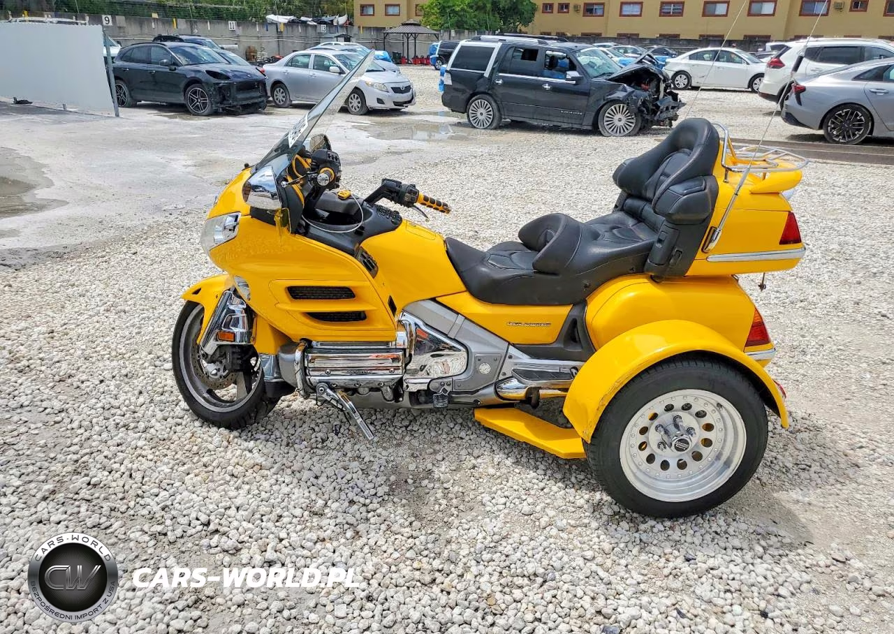 2005 Honda Gl1800 VIN:1HFSC47055A403329 - 3