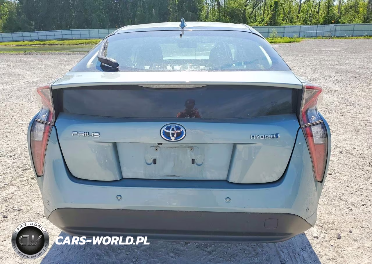 2017 Toyota Prius Four VIN:JTDKARFU3H3048719 - 6