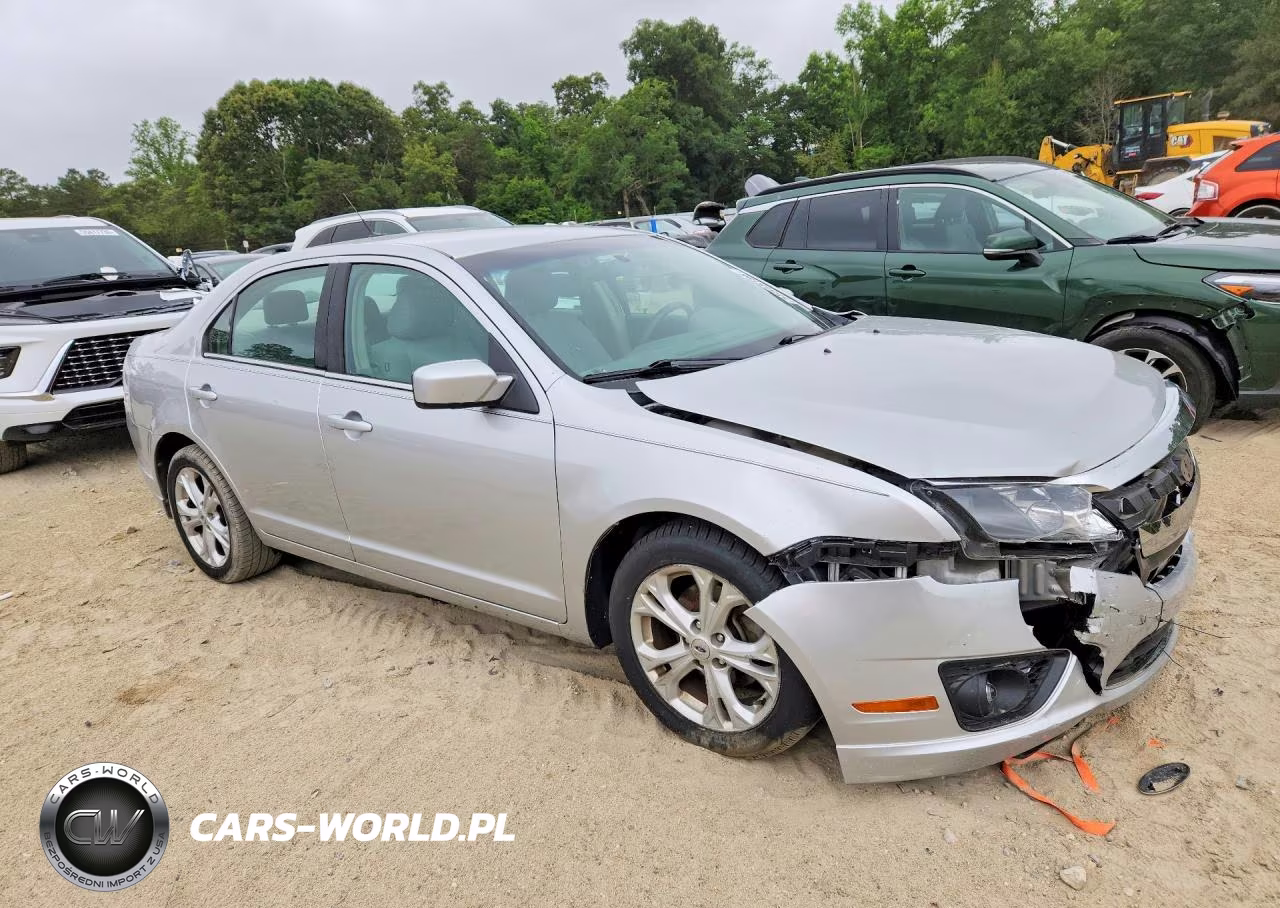 2012 Ford Fusion Se VIN:3FAHP0HA7CR309258 - 4