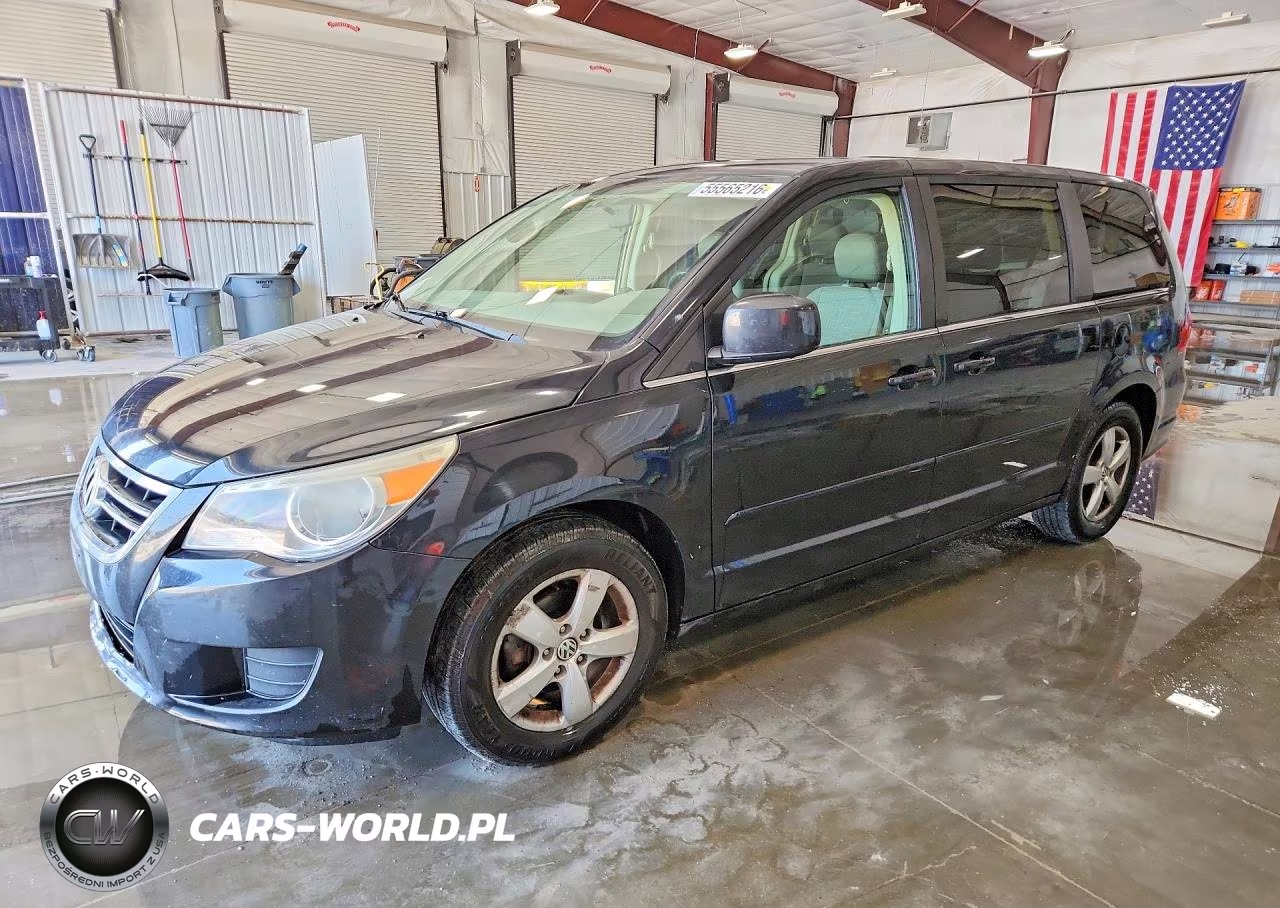 2009 Volkswagen Routan Se