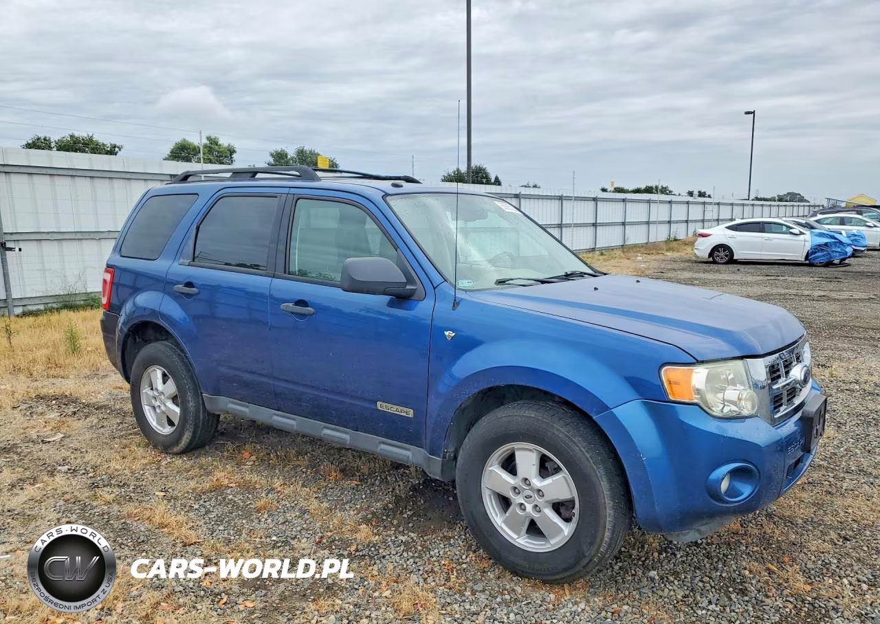 2008 Ford Escape Xlt VIN:1FMCU03158KE78013 - 4
