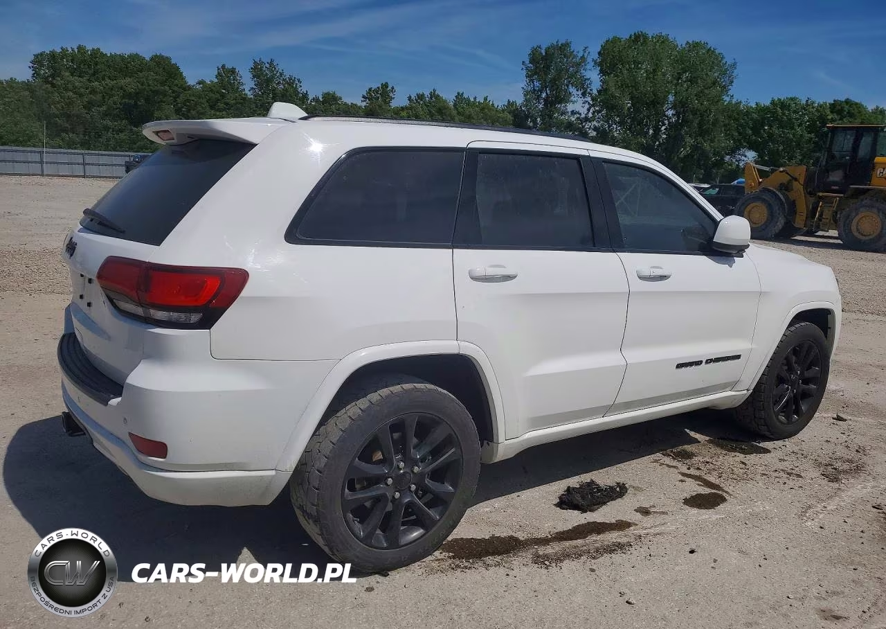 2020 Jeep Grand Cherokee Laredo VIN:1C4RJFAG7LC179188 - 3