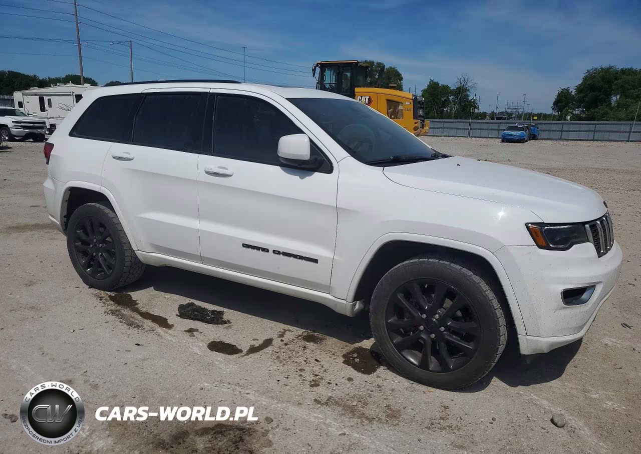 2020 Jeep Grand Cherokee Laredo VIN:1C4RJFAG7LC179188 - 4