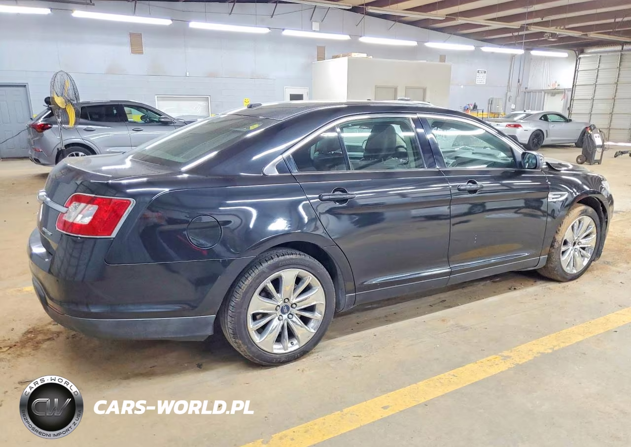 2010 Ford Taurus Limited VIN:1FAHP2FW8AG137031 - 3
