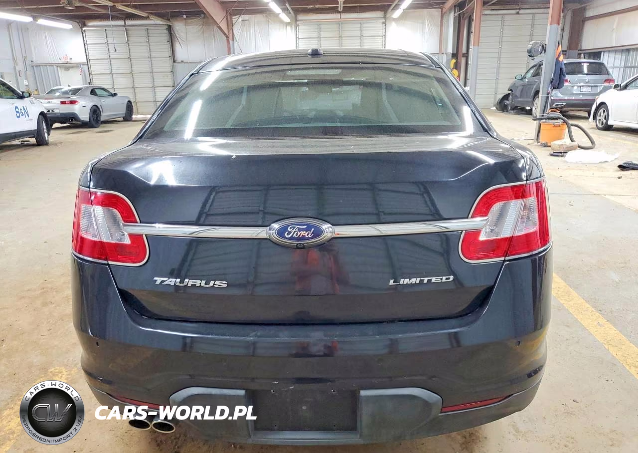 2010 Ford Taurus Limited VIN:1FAHP2FW8AG137031 - 6