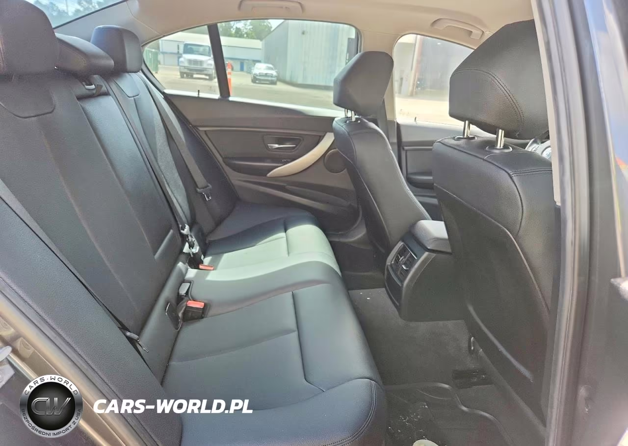 2016 BMW 320 I VIN:WBA8E1G5XGNT38107 - 10