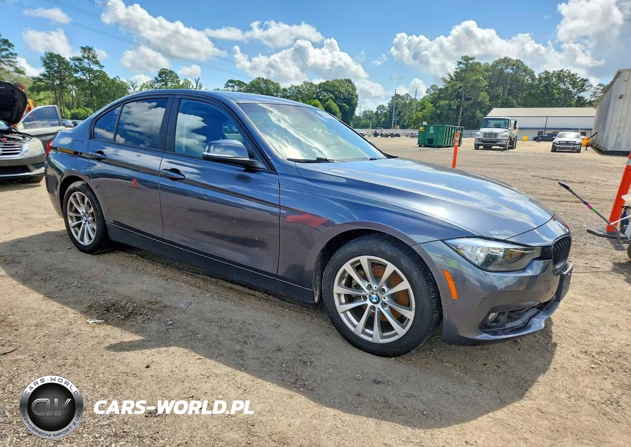 2016 BMW 320 I VIN:WBA8E1G5XGNT38107 - 4