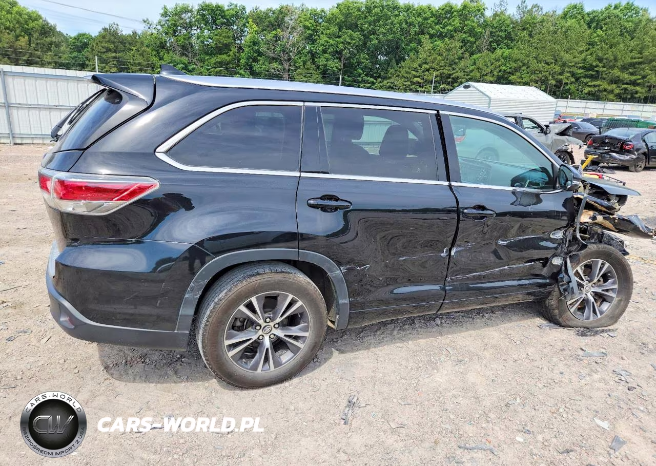 2016 Toyota Highlander Xle VIN:5TDKKRFHXGS158888 - 3