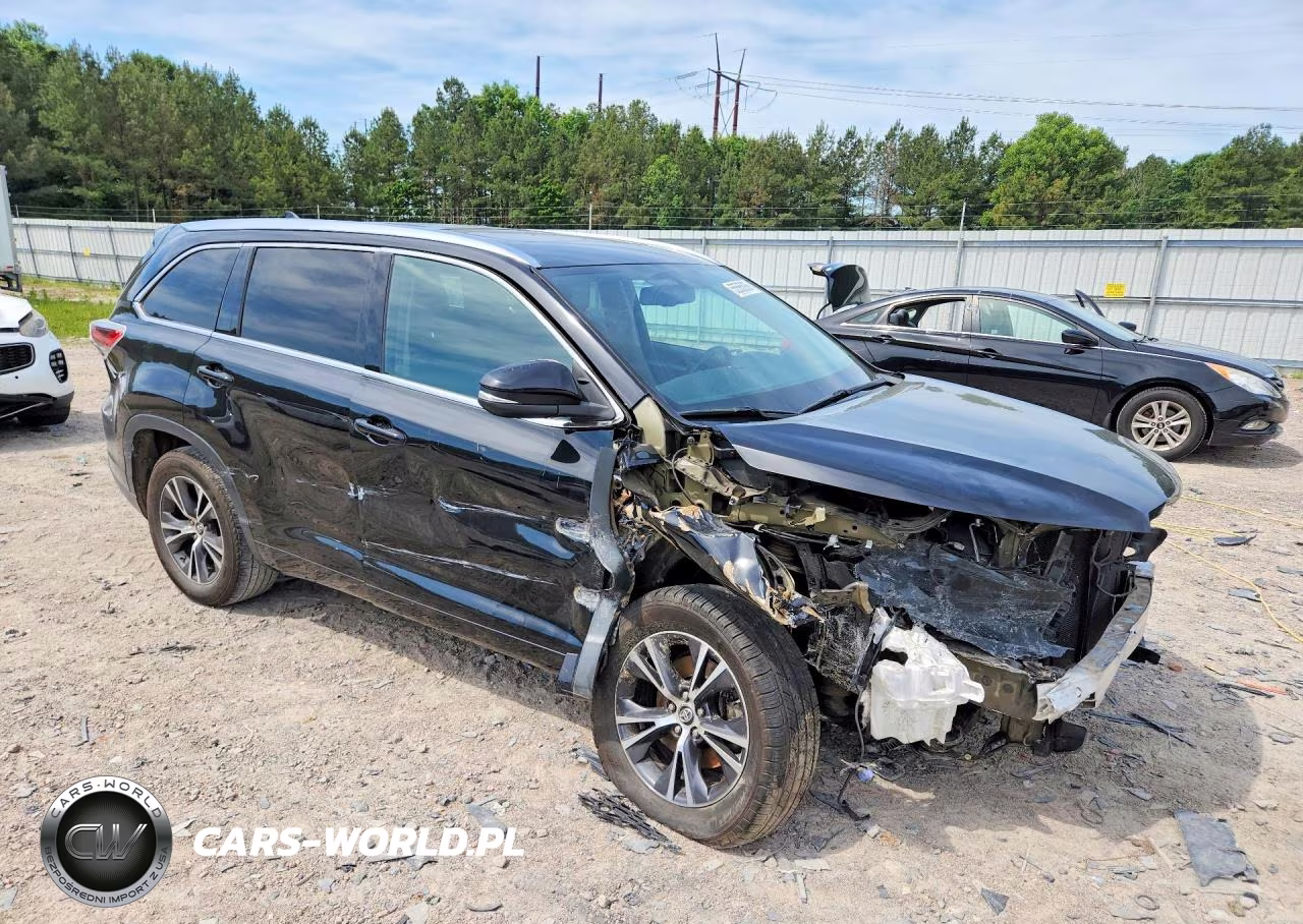 2016 Toyota Highlander Xle VIN:5TDKKRFHXGS158888 - 4