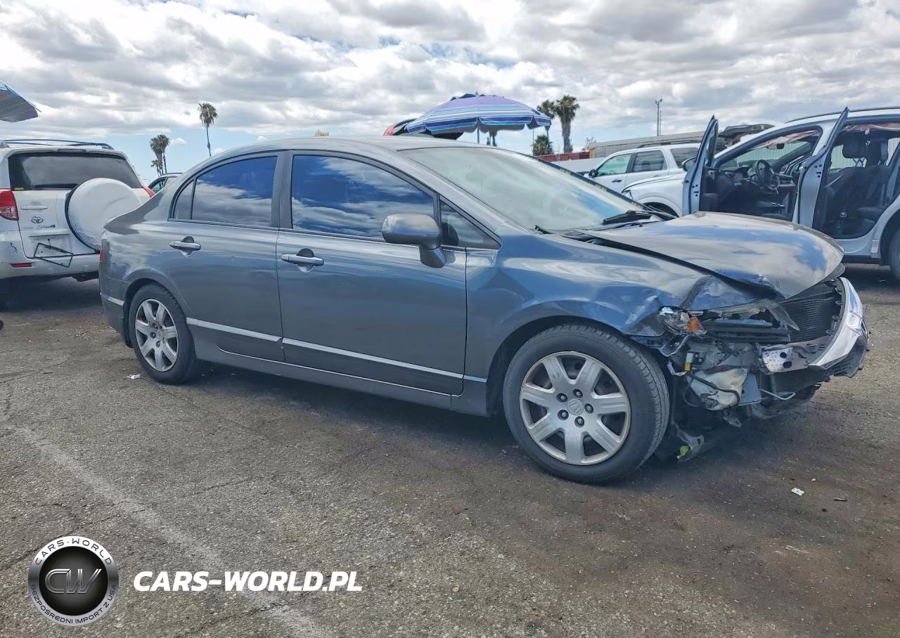 2010 Honda Civic Lx VIN:19XFA1F53AE053901 - 4