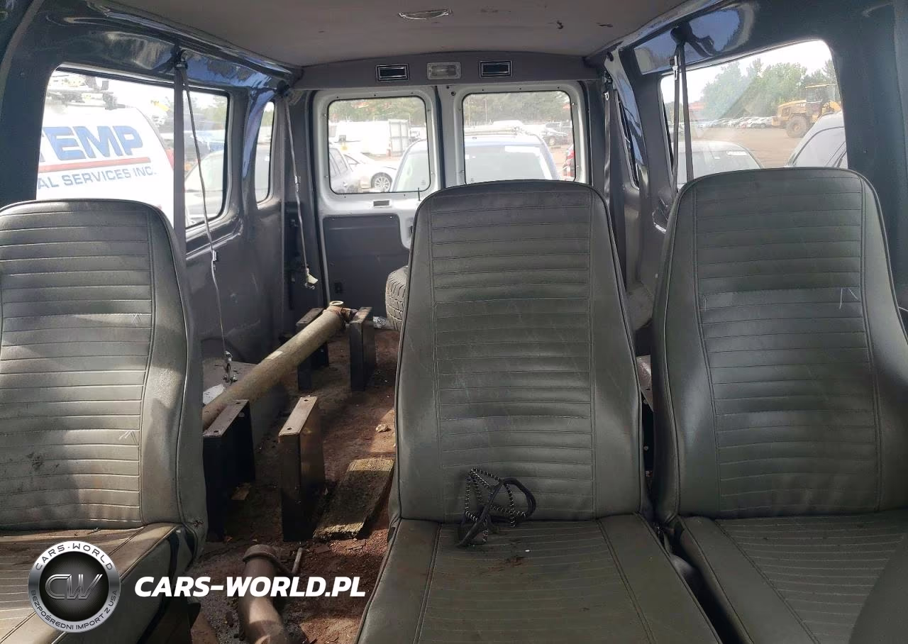 2007 Ford Econoline E250 Van VIN:1FTNS24WX7DB24726 - 10
