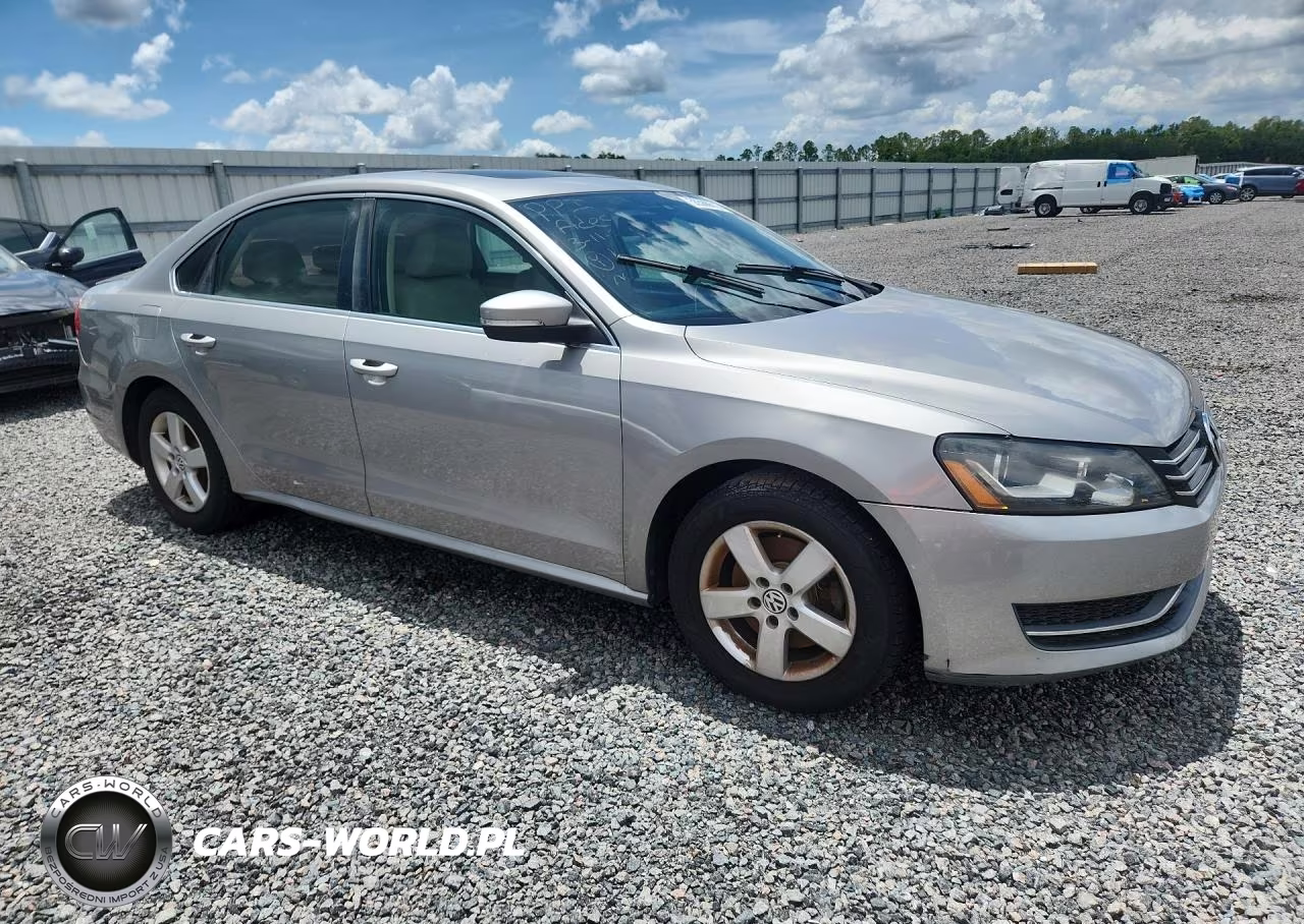 2014 Volkswagen Passat Se VIN:1VWBT7A32EC057871 - 4