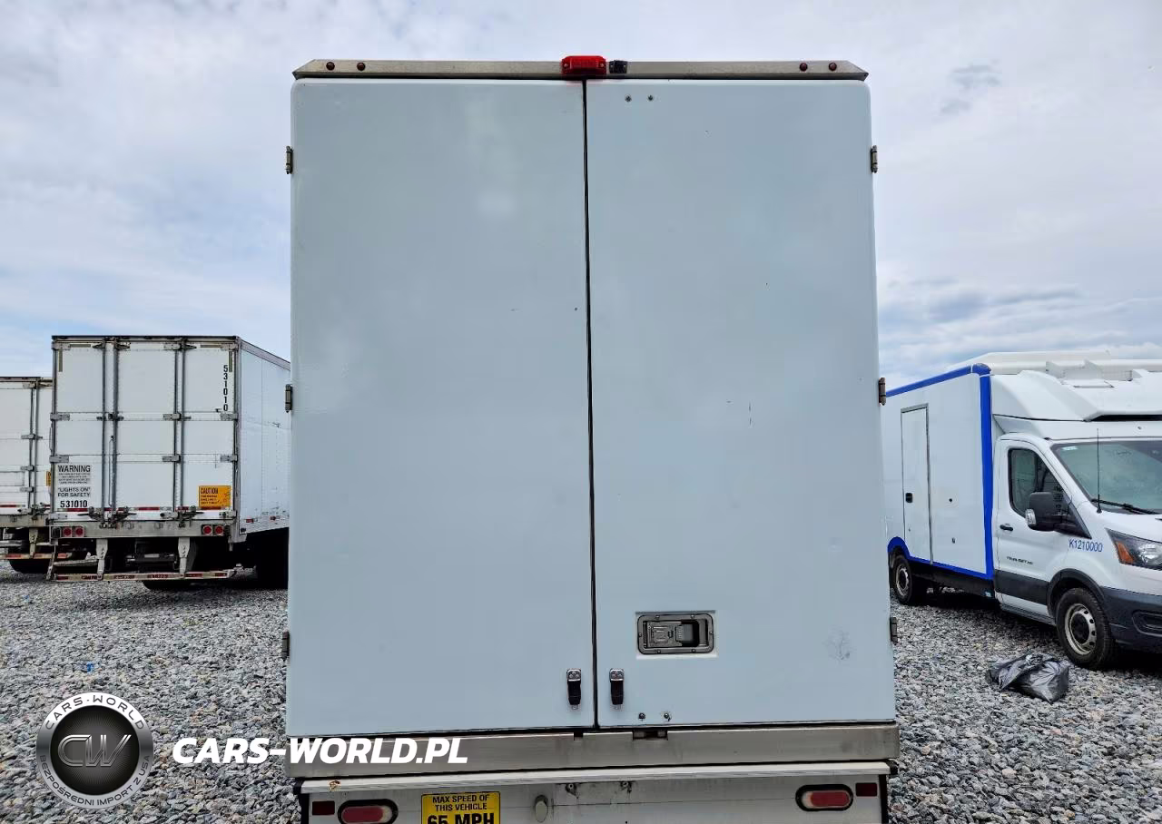 2020 Ford Transit Delivery Truck VIN:1FDBW5Z86LKB80375 - 10
