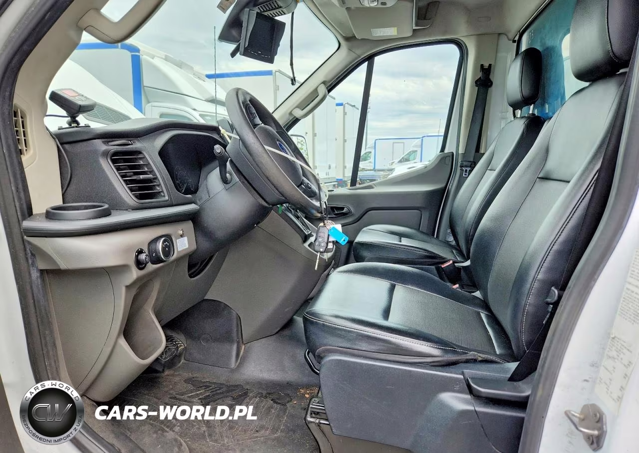 2020 Ford Transit Delivery Truck VIN:1FDBW5Z86LKB80375 - 7
