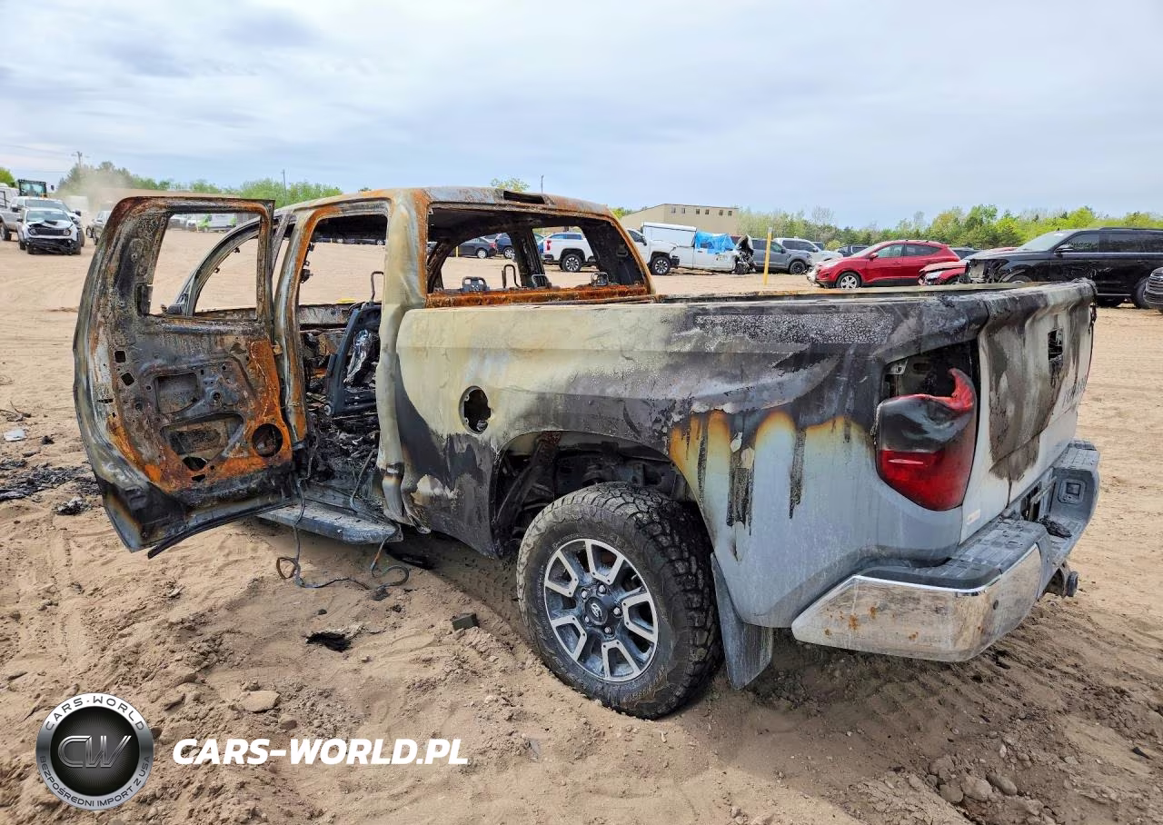 2018 Toyota Tundra Sr VIN:5TFUY5F18JX714278 - 2